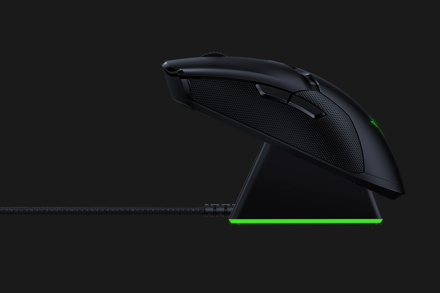 Avec ou sans dock, la Razer Viper Ultimate est au plus bas pour ces French  Days