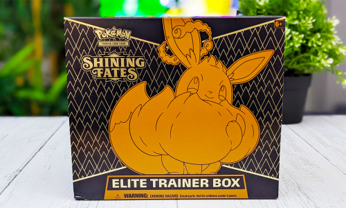 Unboxing de l'Elite Trainer Box Destinées Radieuses