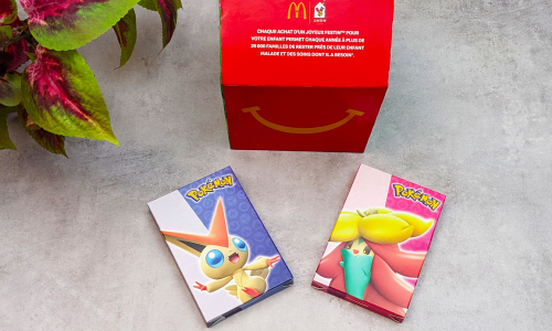 Unboxing des boosters Pokémon McDonald 2022