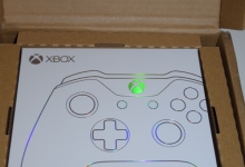 La boîte de la manette Xbox One
